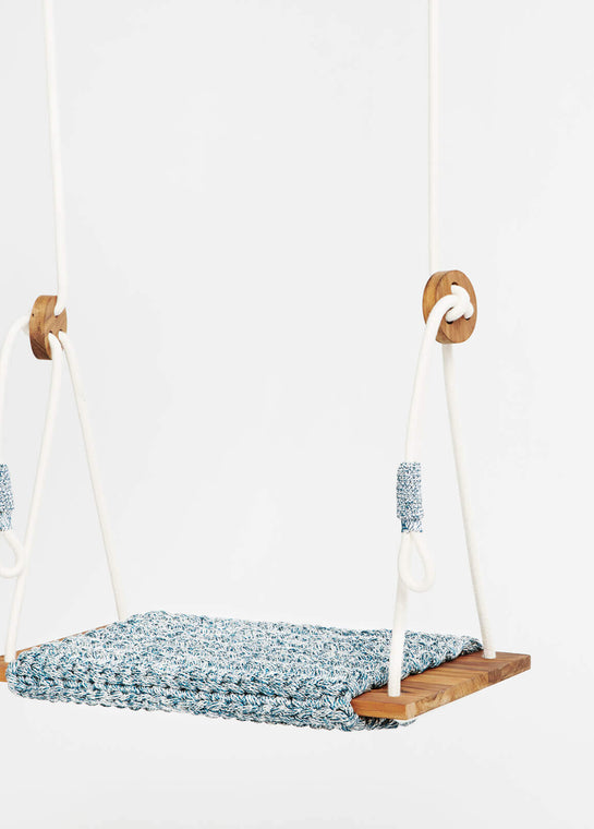 Fog Rug Swing