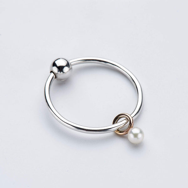 Pearl Mini Sinker Earring