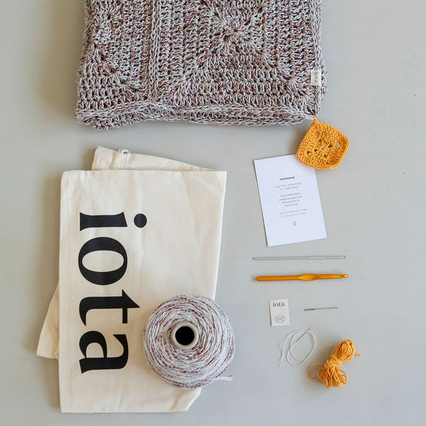 Granny-Square Quilt Kit